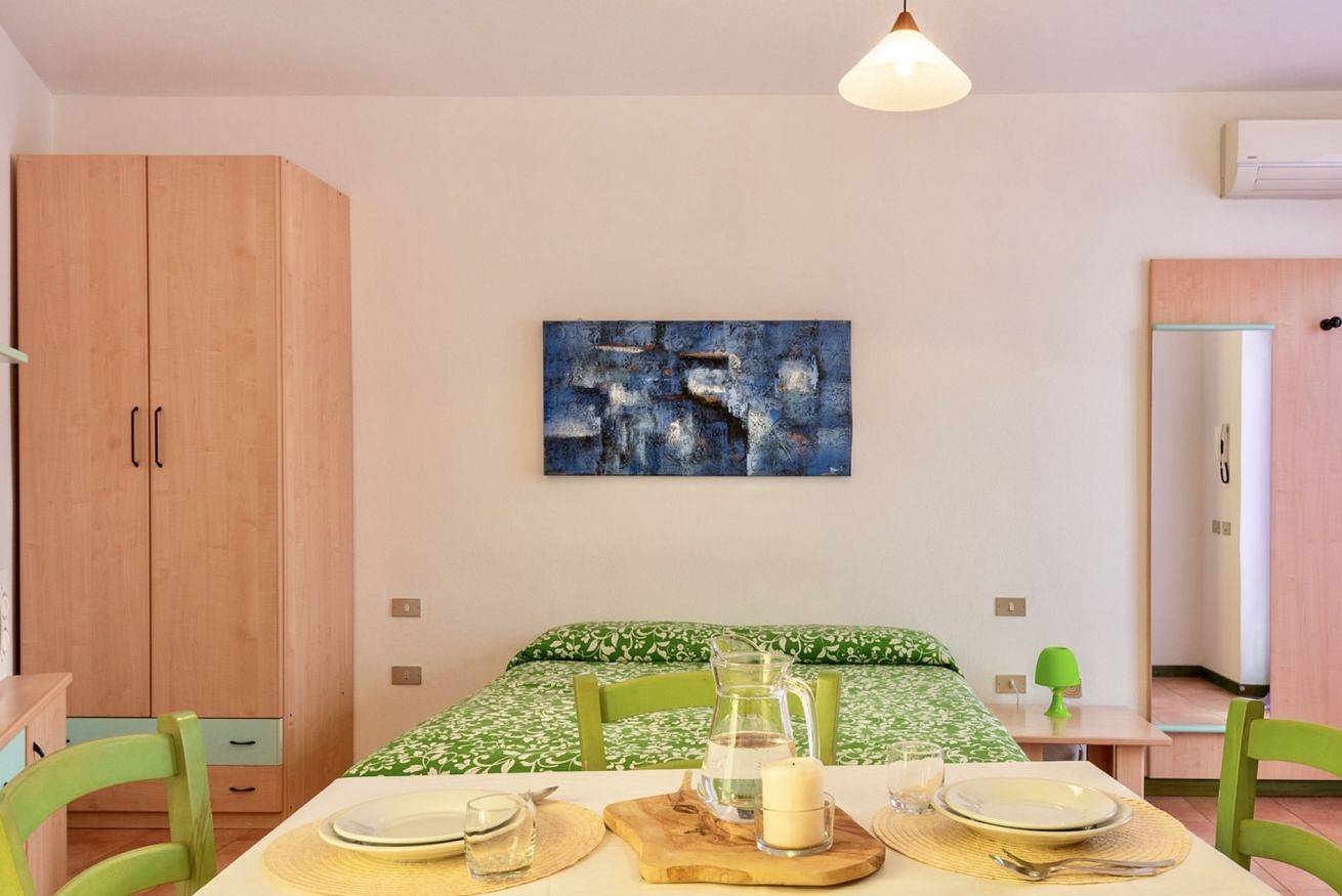 Studio entier, Le Pavoncelle Studio 2 beds with wi-fi and air conditioning in Santa Teresa di Gallura, Santa Teresa Gallura