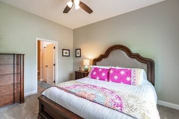 Vacation House for 12 Guests in Norris Lake, Tennessee, Picture 1