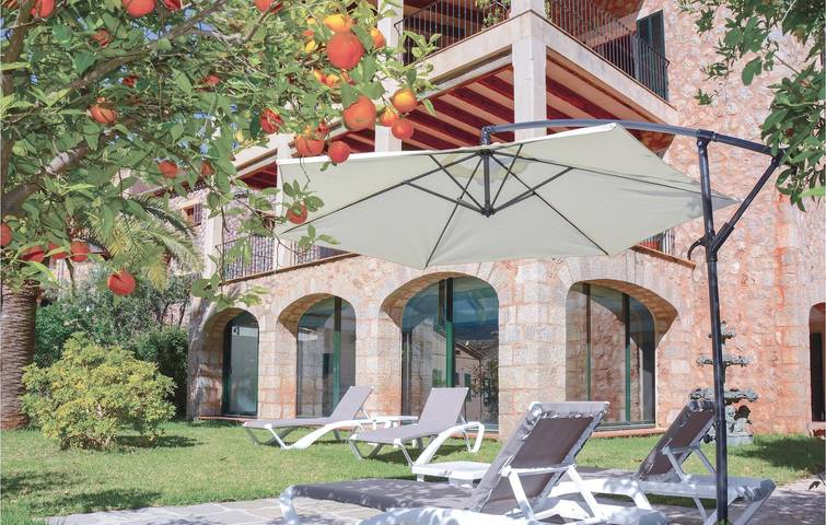 Apartamento para 8 personas, con Terraza y Jardín en Badia Blava
