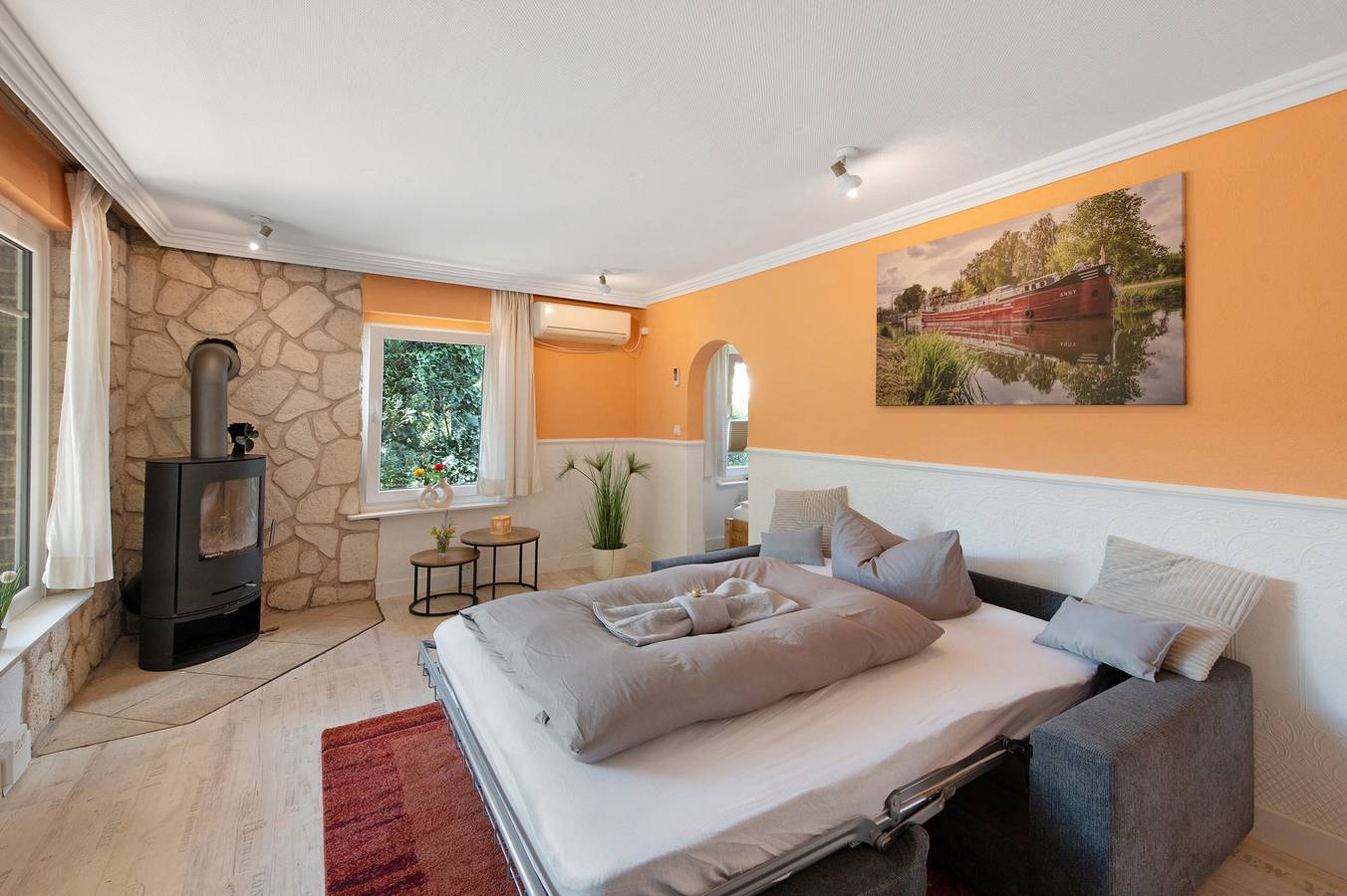 Ferienhaus 'Am Rande der Lewitz' mit Seeblick, Wlan und Klimaanlage in Lewitzrand, Ludwigslust-Parchim