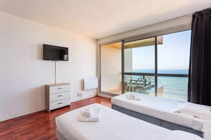 Gîte pour 2 personnes, avec vue ainsi que balcon et piscine dans Office De Tourisme De Biarritz - 3