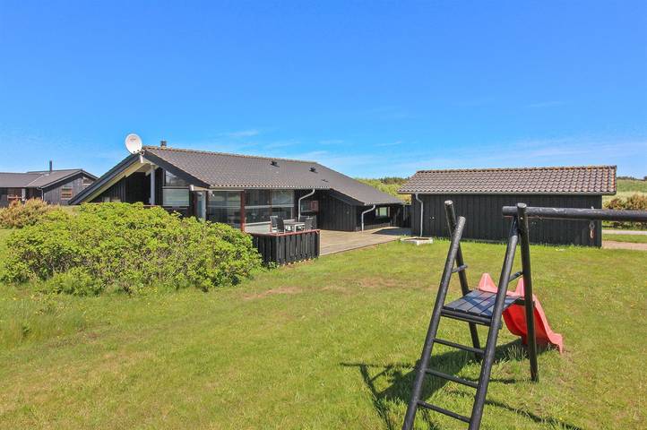 Ferienhaus für 6 Personen, mit Sauna und Terrasse sowie Whirlpool in Hirtshals