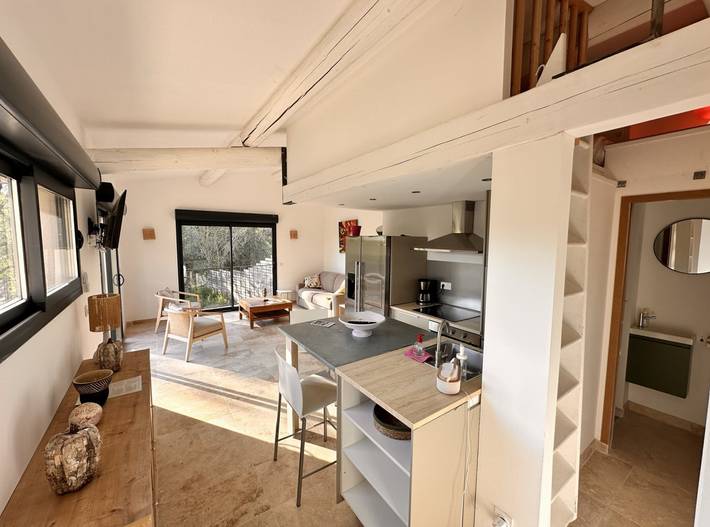 Chambre d’hôte pour 4 personnes, avec piscine ainsi que terrasse et jardin, animaux acceptés dans le Gard - 3