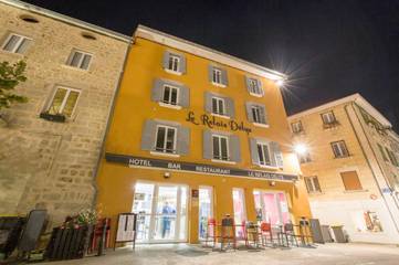Hôtel pour 2 personnes, avec terrasse et vue à Saint-Rémy-sur-Durolle