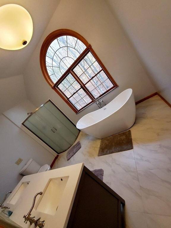 Vacation rental for 16 people, with yard and hot tub in Dutchess County