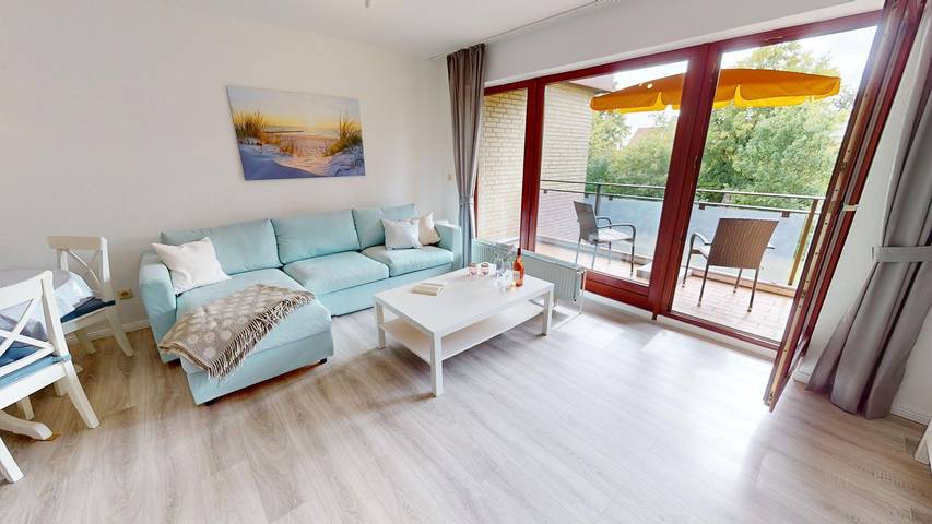 Ganze Wohnung, Sonnige Ferienwohnung in Südlage mit Balkon für bis zu 4 Personen in Pelzerhaken Strand, Neustadt in Holstein