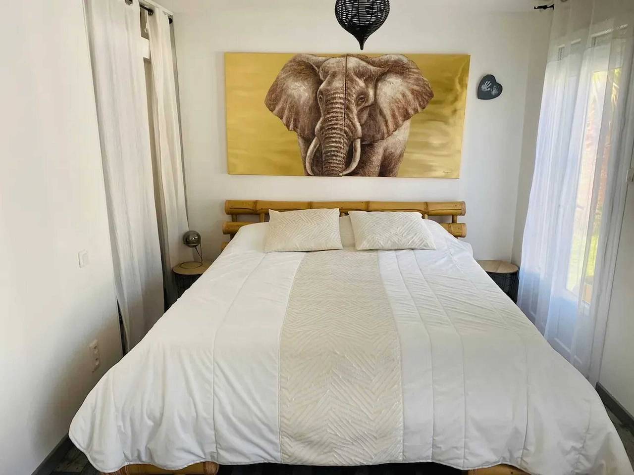 Villa acogedora con piscina en Saint-Paul-et-Valmalle in Saint-Paul-et-Valmalle, Región de Lodève