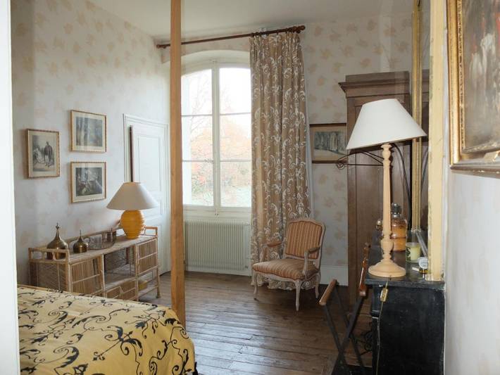 Location de vacances pour 12 personnes, avec vue et piscine ainsi que jardin et vue sur le lac, animaux acceptés à Brinon-sur-Sauldre - 2