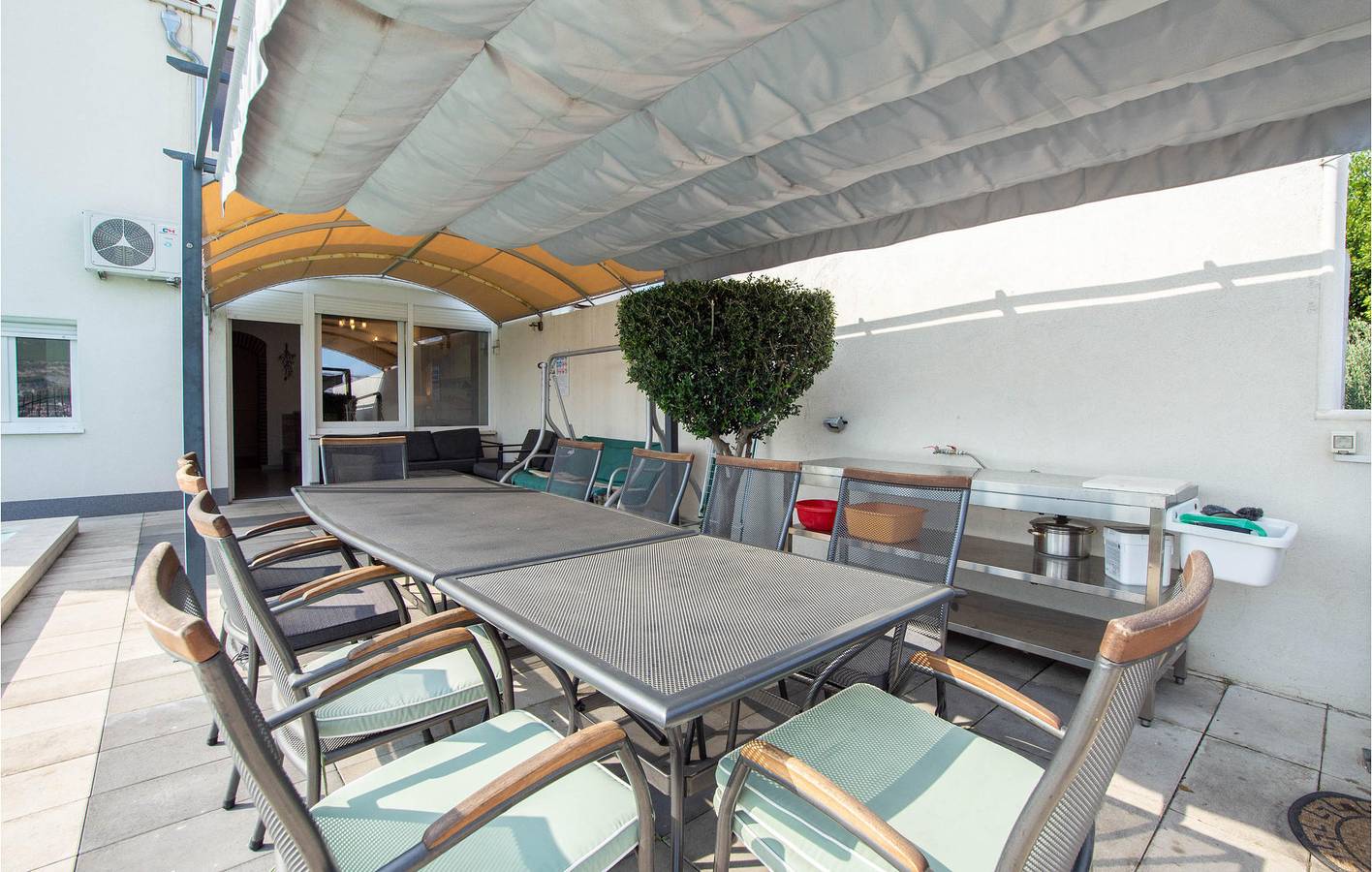 Apartamento vacacional entero, Apartamento de vacaciones para 6 personas con piscina in Split, Condado de Split-Dalmacia