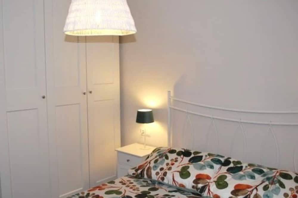 Villa a escasos metros de la playa, con piscina privada y 5 dormitorios in Cala Llobeta (Terres de l'Ebre), Calafat