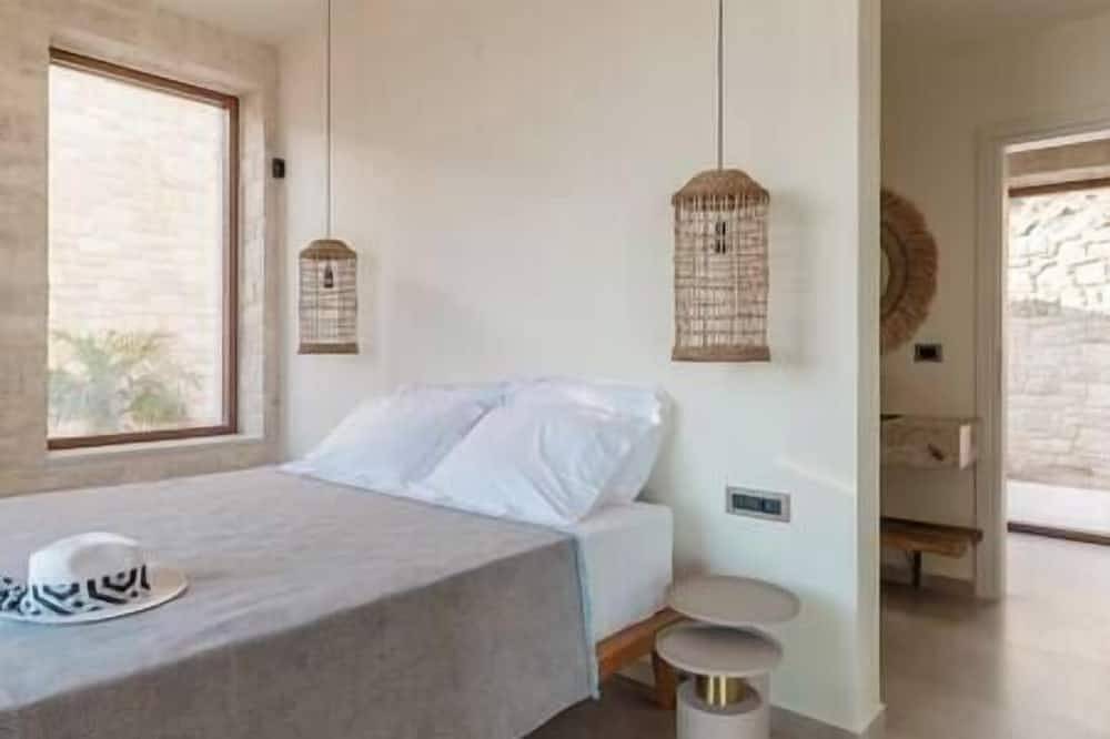 Poemo villa-Aretousa,Elegance by the Sea in Ierapetra, Lasithi