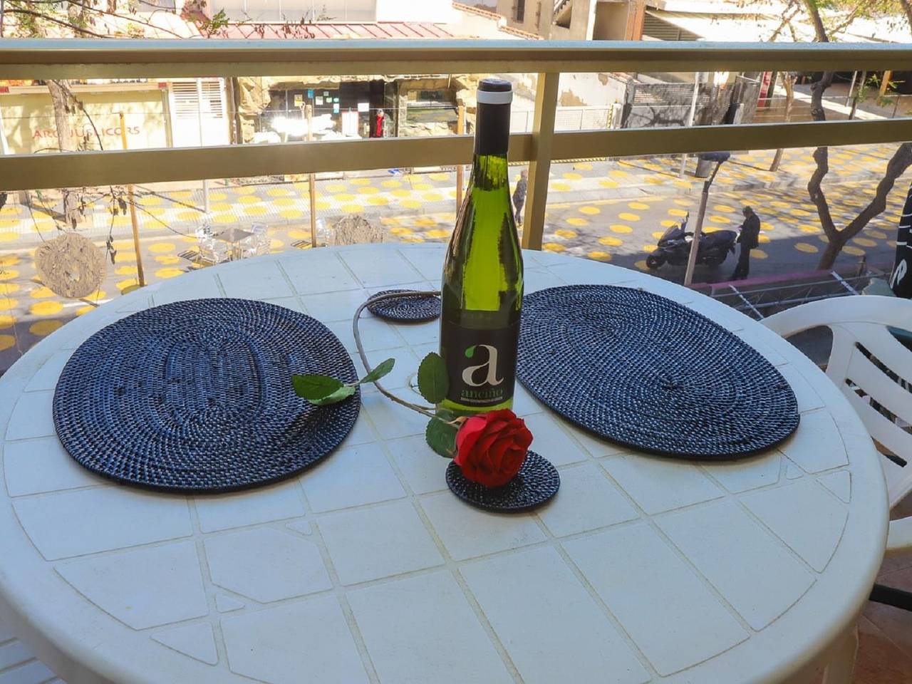 Entire holiday apartment, 152-La Sirena - One bedroom apartment with air and for up to 4 people in Salou, Costa Dorada