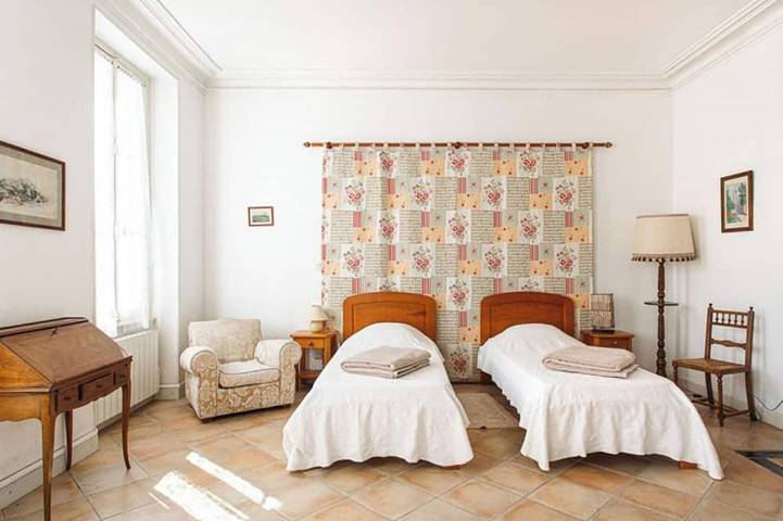 Location de vacances pour 14 personnes, avec jardin à Bernay-Saint-Martin - 3