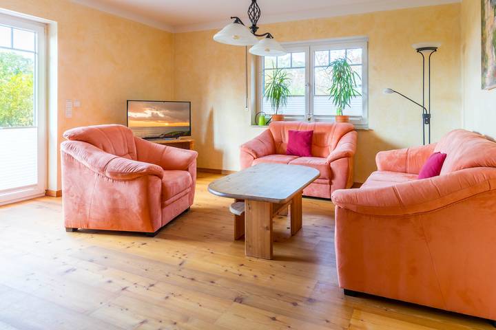 Ferienhaus für 4 Personen, mit Terrasse und Garten sowie Sauna in Kalkhorst - 2