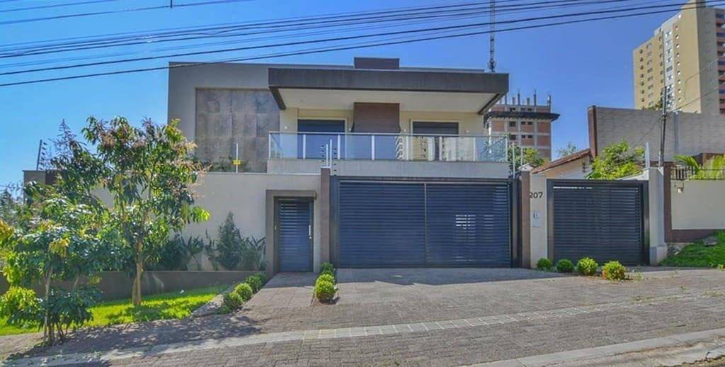 Modernes ganzes Haus mit Pool in der Nähe von Sehenswürdigkeiten in Foz do Iguaçu, Paraná