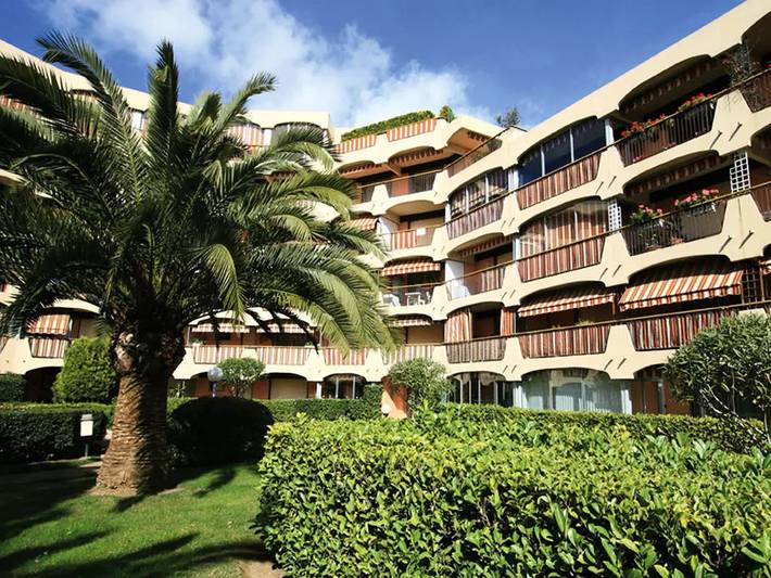 Gîte pour 3 personnes, avec terrasse et piscine, animaux acceptés à Mandelieu-la-Napoule - 4