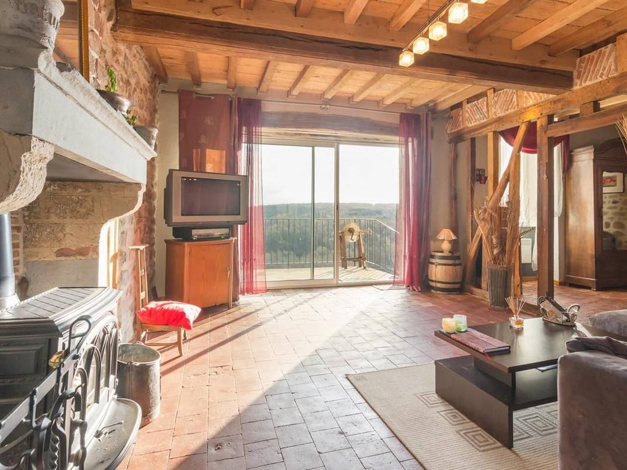 Renoviertes Burgund-Haus mit Garten, Parkplatz und authentischem Charme in Vieux-Château, Montbard und Umgebung