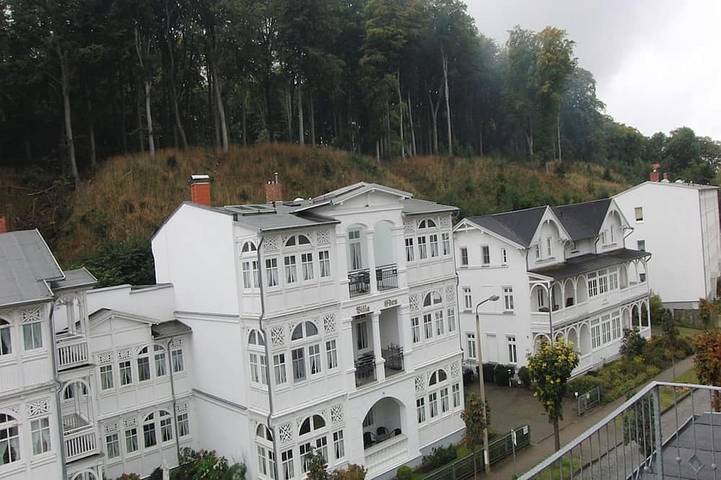 Villa für 4 Personen, mit Terrasse
