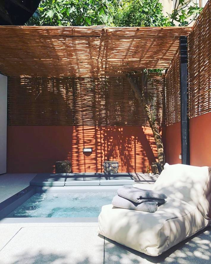 Appartement de vacances pour 6 personnes, avec jacuzzi ainsi que jardin et piscine