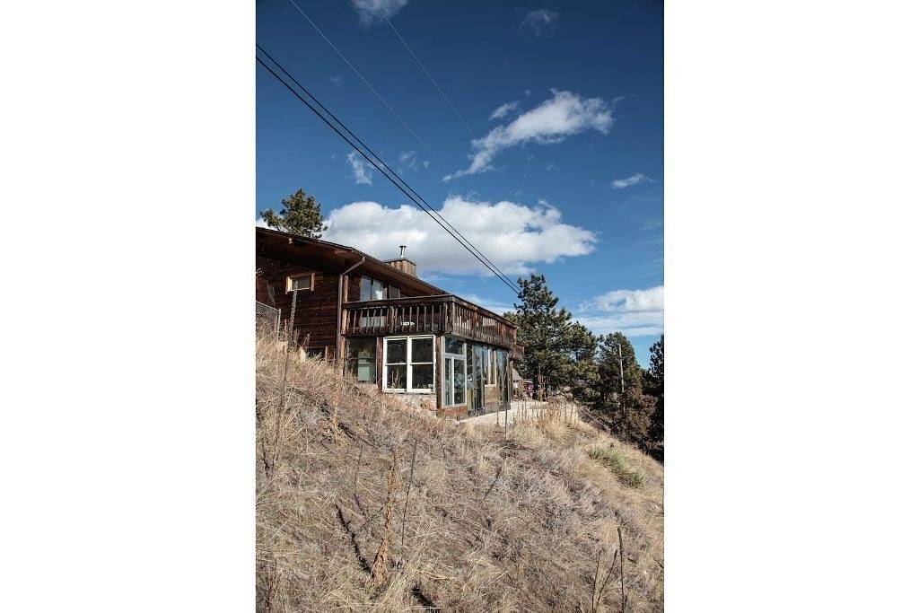 Magnolia Mountain Getaway in Boulder County