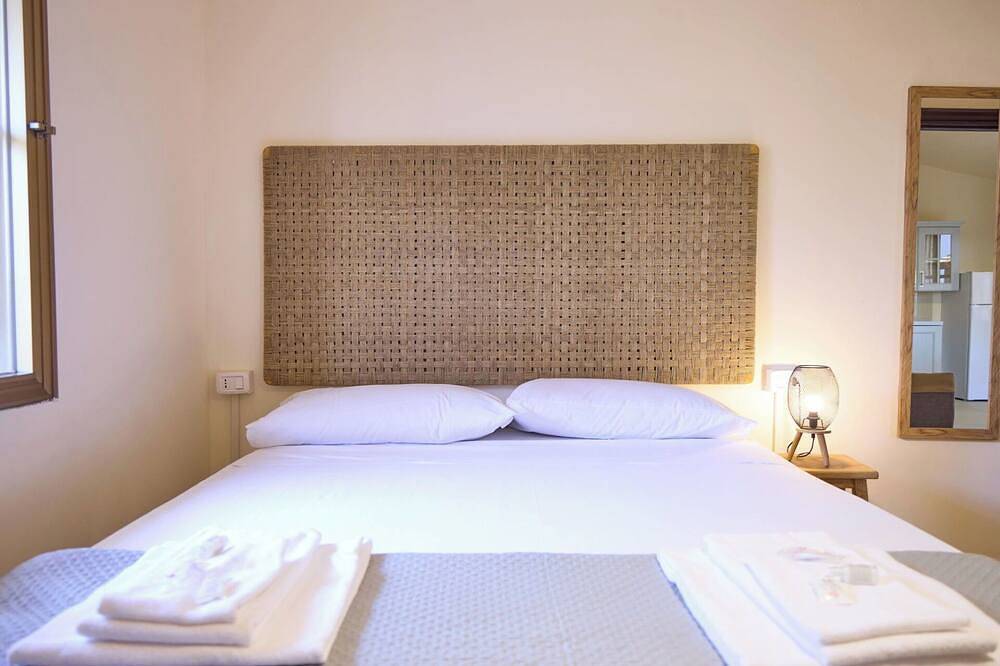 Gemütliche Wohnung in einem Ferienhaus für 4 Leute mit Klimaanlage,  W-Lan, Pool, Tv und Innenhof in Capalbio, Grosseto Provinz