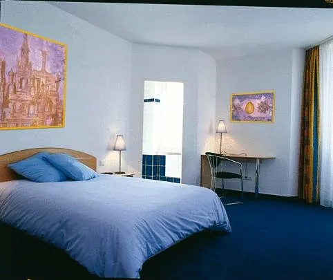 Hotel para 2 personas - 1