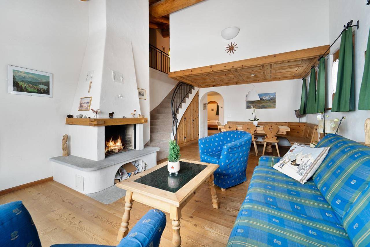 Ganze Wohnung, Luxury Chalet St Moritz with View - 4 Bedrooms in Madulain, Sankt Moritz