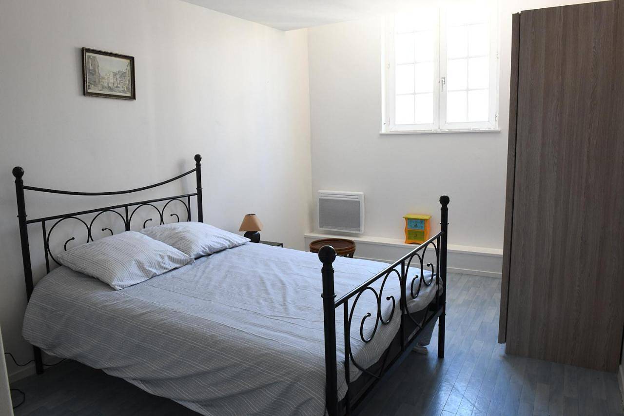One-Bedroom Apartment in Dieppe, Région de Dieppe