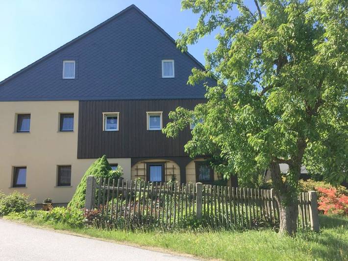 Ferienwohnung für 2 Personen, mit Terrasse und Garten in Hinterhermsdorf