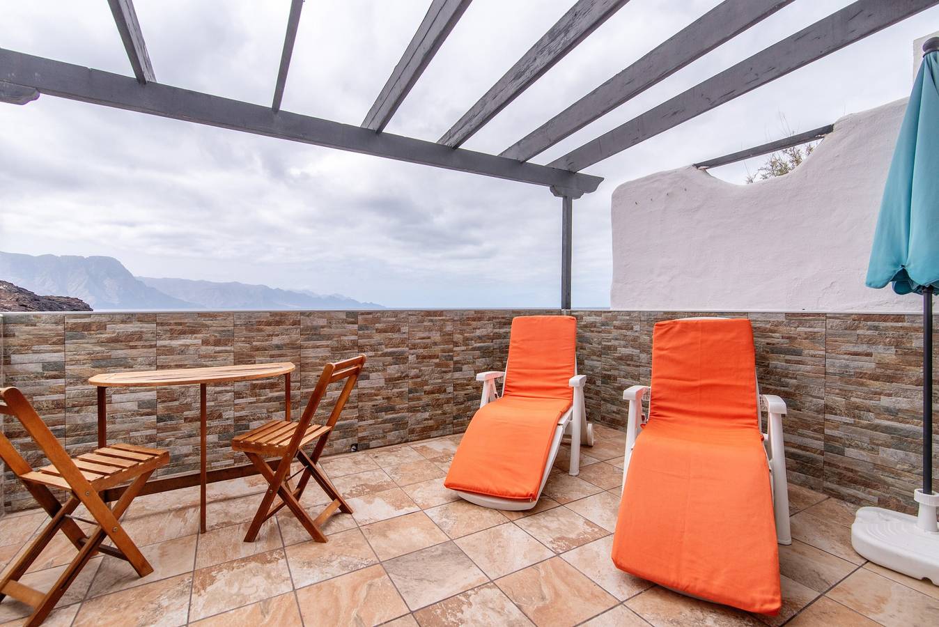 Vakantiehuis "Faro de Sardina Frente al Mar" met zeezicht, zwembad & Wi-Fi, foto 12