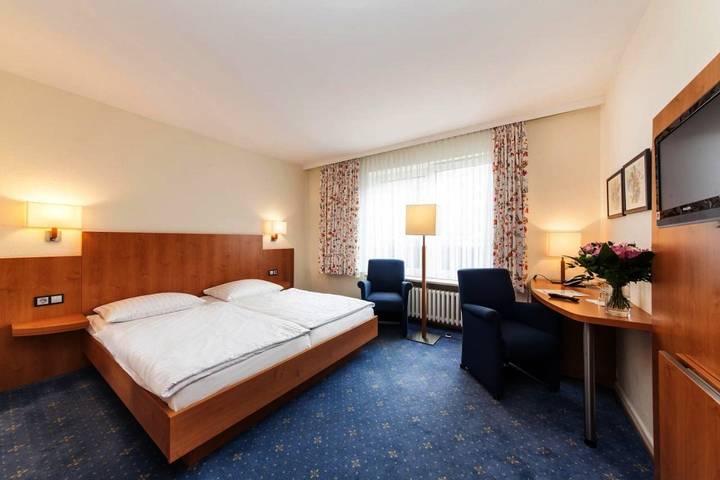 Hotel für 2 Personen, mit Terrasse und Garten in Elmshorn