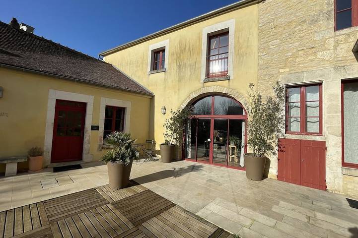 Location de vacances pour 10 personnes, avec Terrasse à Saint-Cyr-les-Colons
