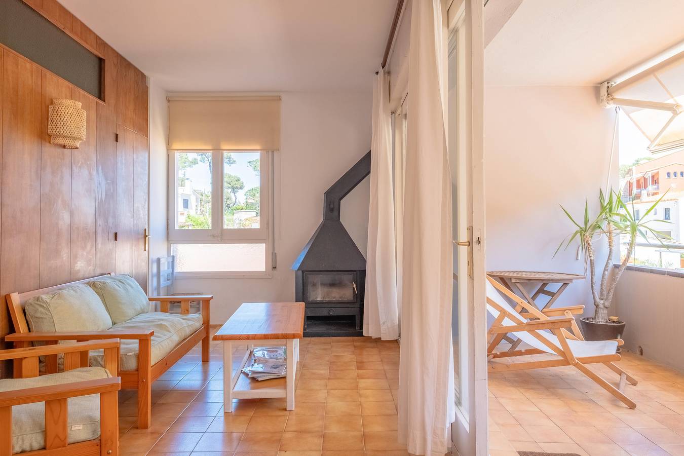 Appartamento intero, Apartment 200m from the beach of Sa Riera in Sa Riera, Begur