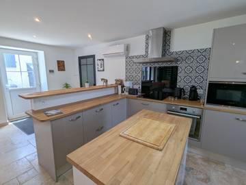 Gîte pour 6 personnes, avec jardin à Tavers