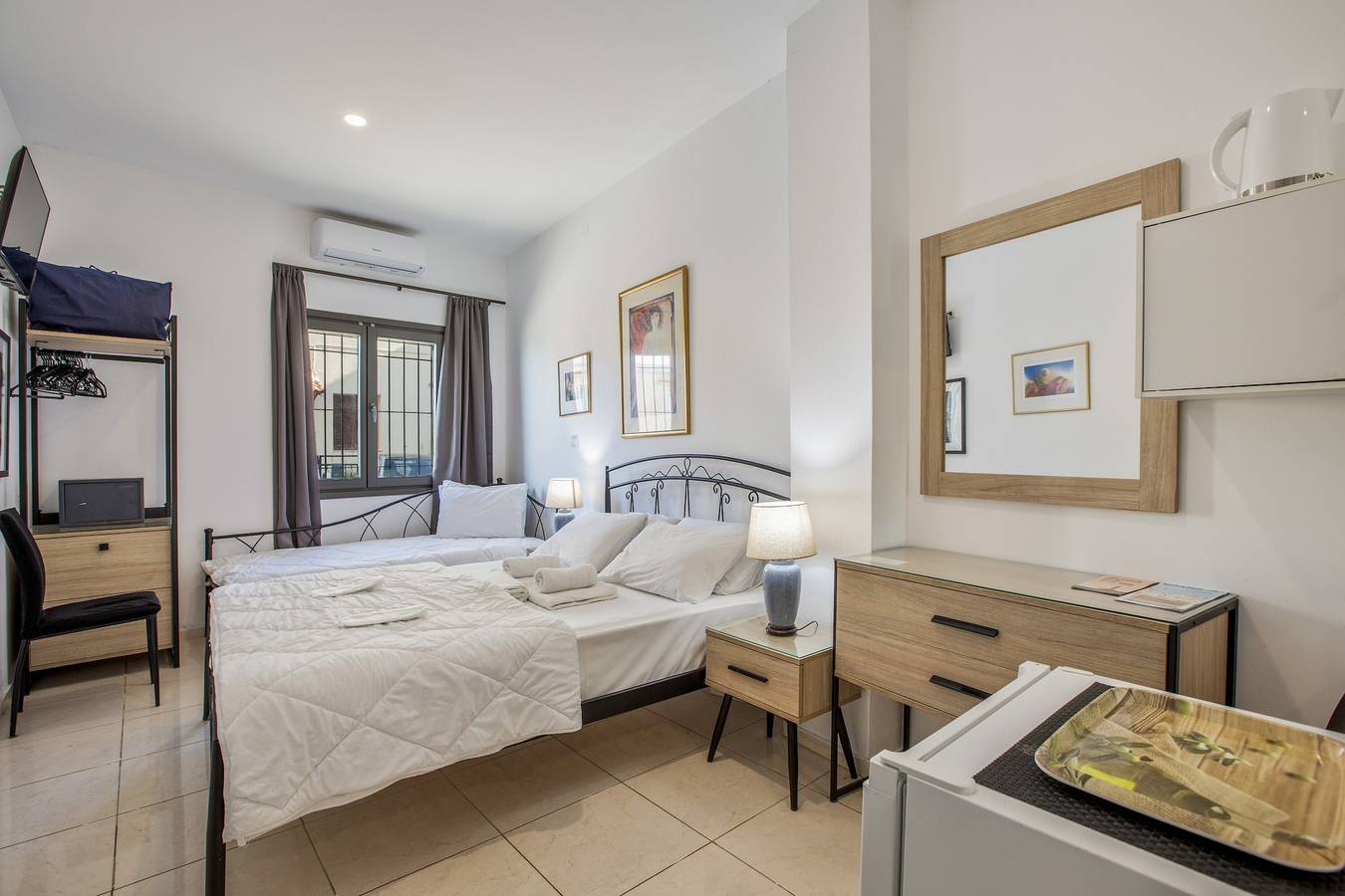 Room 'Porto Chania A3' with Shared Garden, Wi-Fi and Air Conditioning in Splantzia, Chania region