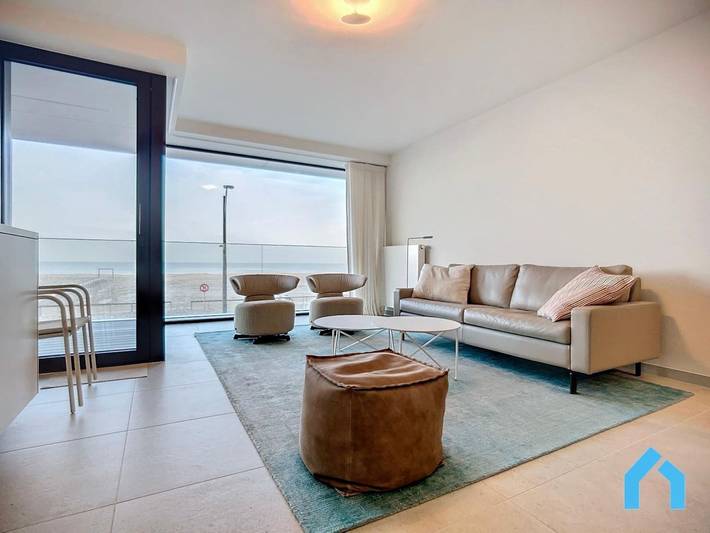 Ferienwohnung mit Meerblick für 4 Personen, mit Balkon/Terrasse und Balkon sowie Terrasse