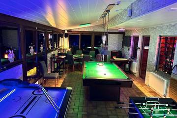 Ferienhaus für 24 Personen, mit Sauna und Garten sowie Balkon und Pool, mit Haustier in Herzberg am Harz