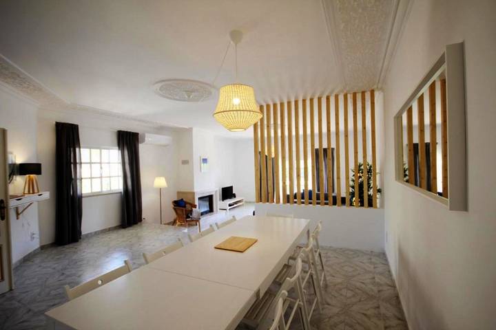 Villa pour 14 personnes, avec piscine ainsi que vue et jardin à Portimão - 4