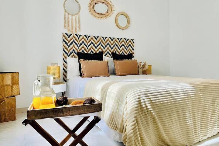 Entire apartment, Canaryislandshost l Famara Surfer in Famara Beach, Teguise