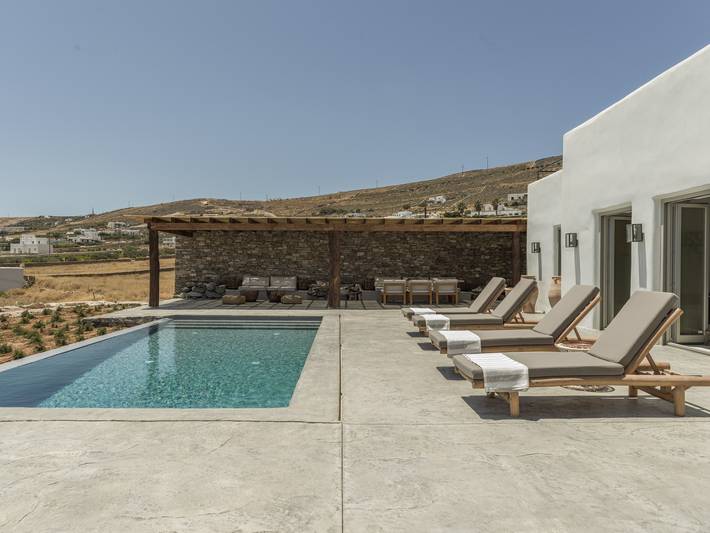Villa for 6 people, with terrace and garden in Antiparos