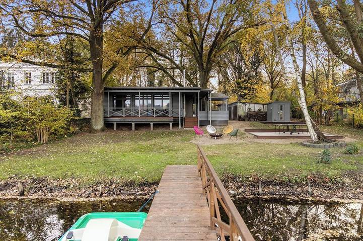Ferienhaus für 4 Personen, mit Sauna und Garten in Falkensee