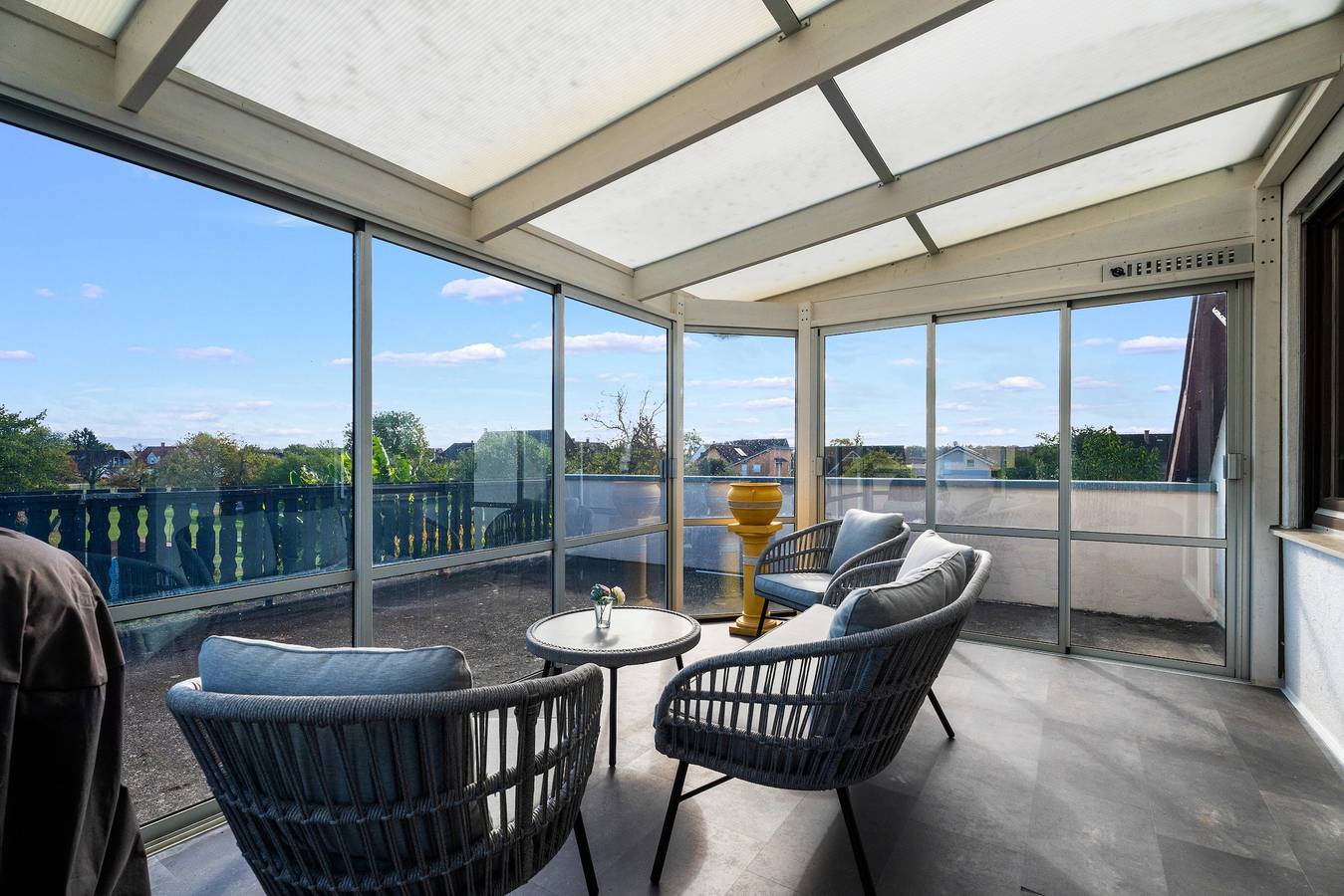 Ganze Wohnung, Ferienwohnung „vino y amor" mit Bergblick & Dachterrasse in Rheinau, Mittlerer Schwarzwald