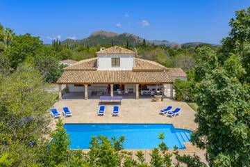 Villa in Pollença Stadt, Pollença für 8 
