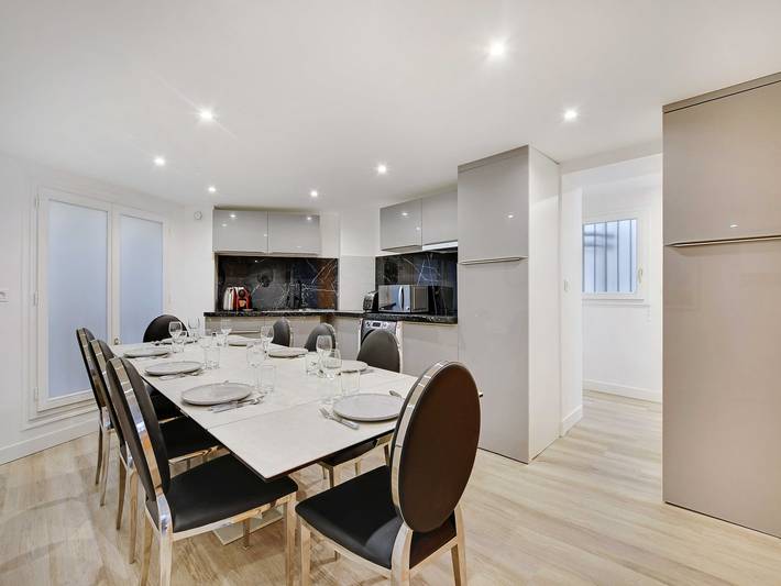 Gîte pour 8 personnes, avec balcon/terrasse dans Musée Grévin - 2