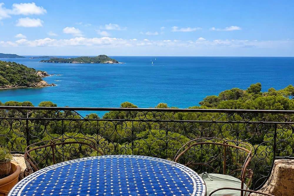 Apartamento entero, Beautiful apartment with breathtaking views of the islands in Hyeres, Parque nacional Port-Cros