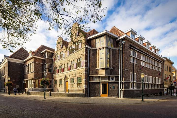 Hotel voor 2 personen, met Terras en Tuin in Venlo