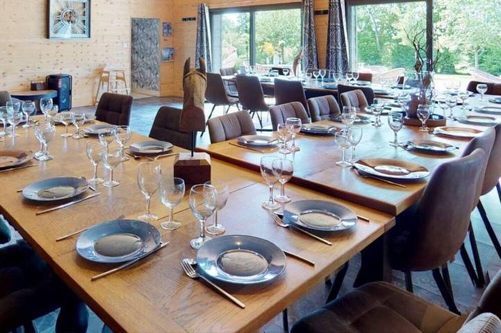 Gîte pour 35 personnes, avec jardin et balcon, animaux acceptés