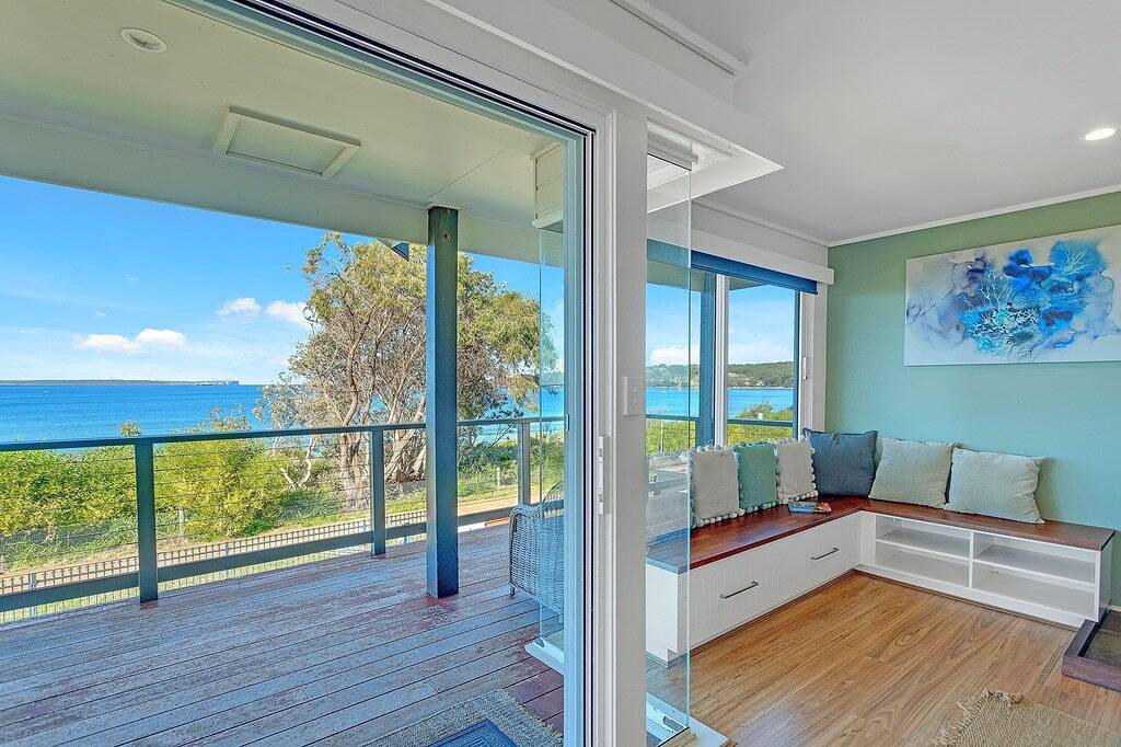Beachfront: Fantastische Lage mit atemberaubender Aussicht auf die Jervis Bay. in Vicentia NSW, Jervis Bay