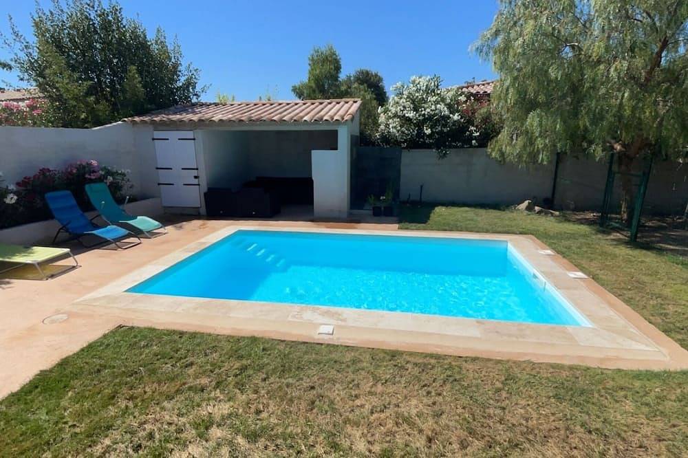 Villa near beach with pool in Sainte-Lucie de Porto-Vecchio, Zonza