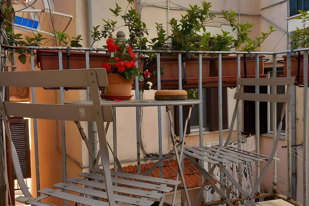 Apartamento entero, Apartamento 'Appartamento Luxury - Mare' con vistas al mar y aire acondicionado in Terracina, Agro Pontino